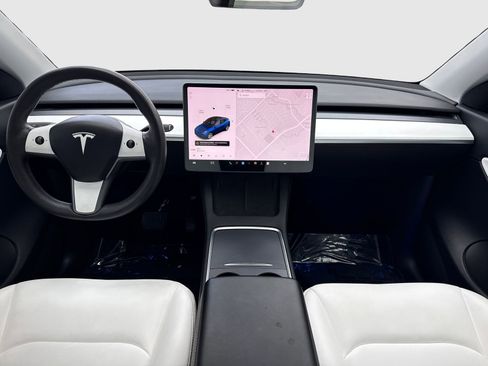 Used 2021 Tesla Model Y Long Range AWD/4WD image 20