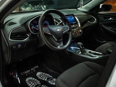 Used 2022 Chevrolet Malibu LS image 8