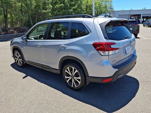 Used 2023 Subaru Forester Limited AWD/4WD image 7