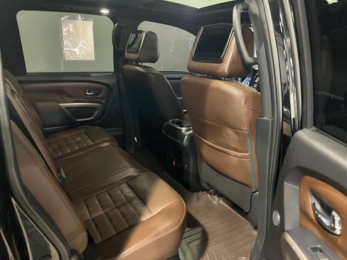 Used 2021 Nissan Titan Platinum Reserve w/ Moonroof Package image 33