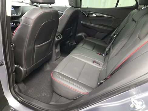 Used 2022 Buick Envision Essence w/ Sport Touring Package image 18