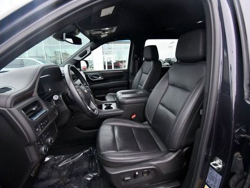 Used 2024 Chevrolet Suburban LT AWD/4WD image 14