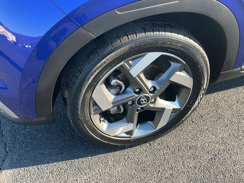 Certified 2023 Hyundai Venue SEL image 12