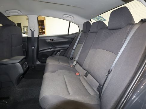 Used 2025 Toyota Camry LE image 23