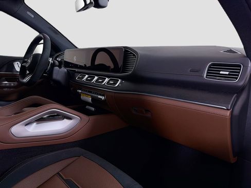 New 2026 Mercedes-Benz GLE 53 AMG 4MATIC Coupe image 32