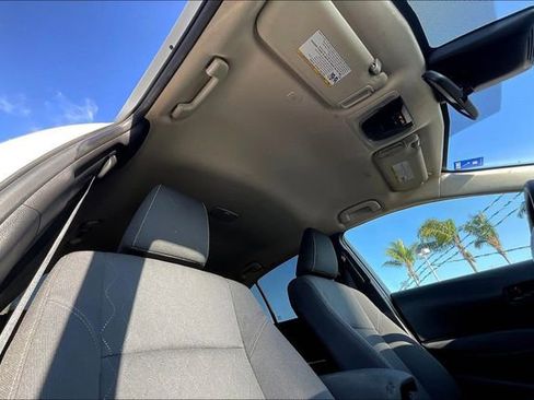 Used 2025 Toyota Corolla LE image 22