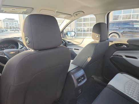 Used 2022 Chevrolet Equinox LS w/ LPO, Floor Liner Package image 24