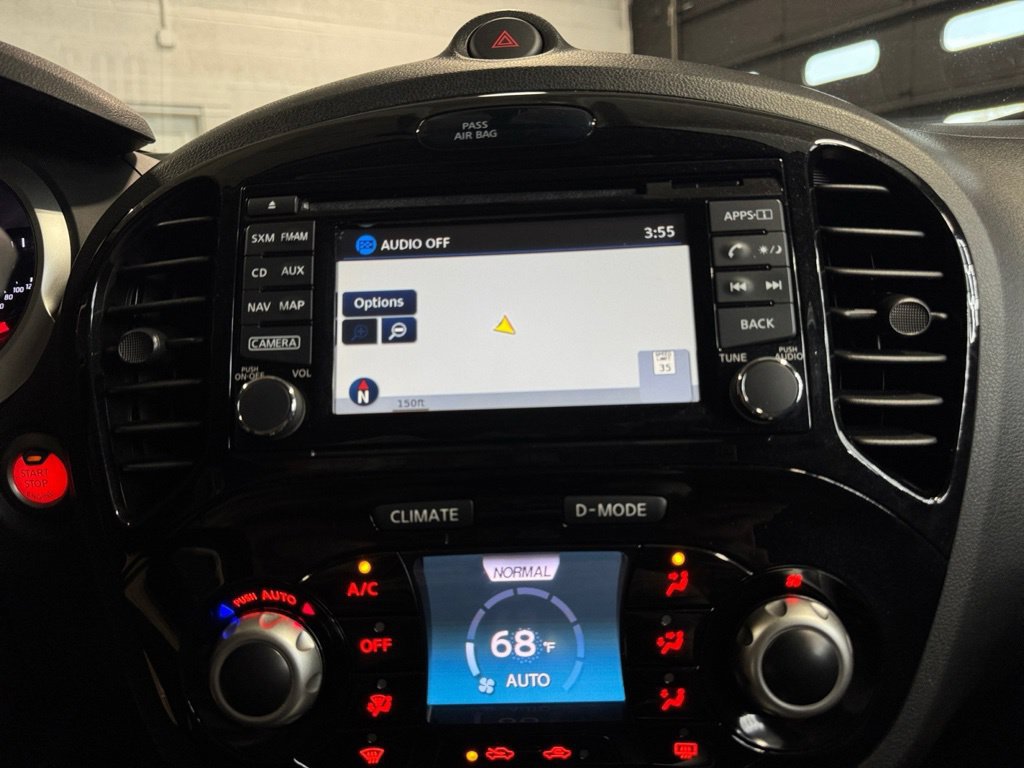 Used 2015 Nissan Juke SL AWD/4WD image 17