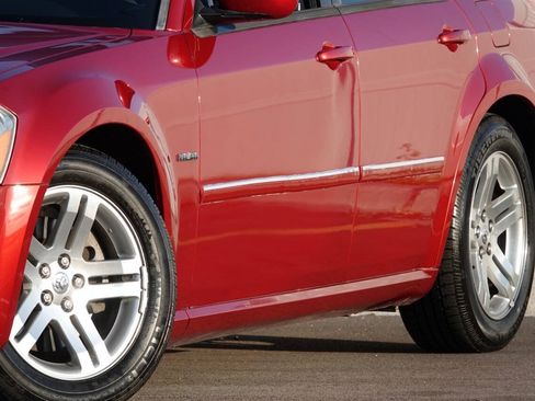 Used 2006 Dodge Magnum R/T w/ Convenience Group II RWD image 12