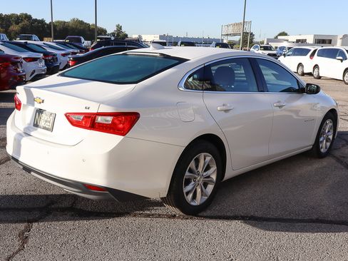 Used 2024 Chevrolet Malibu LT image 4