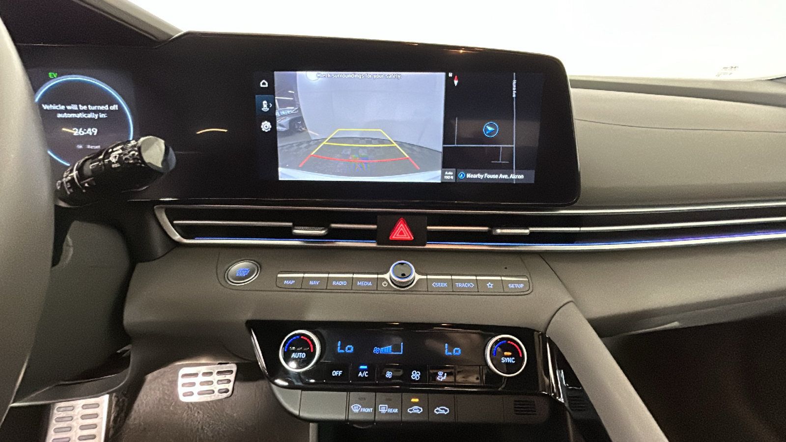 Used 2025 Hyundai Elantra SEL FWD image 28