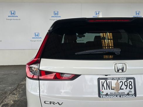 Used 2025 Honda CR-V LX image 24