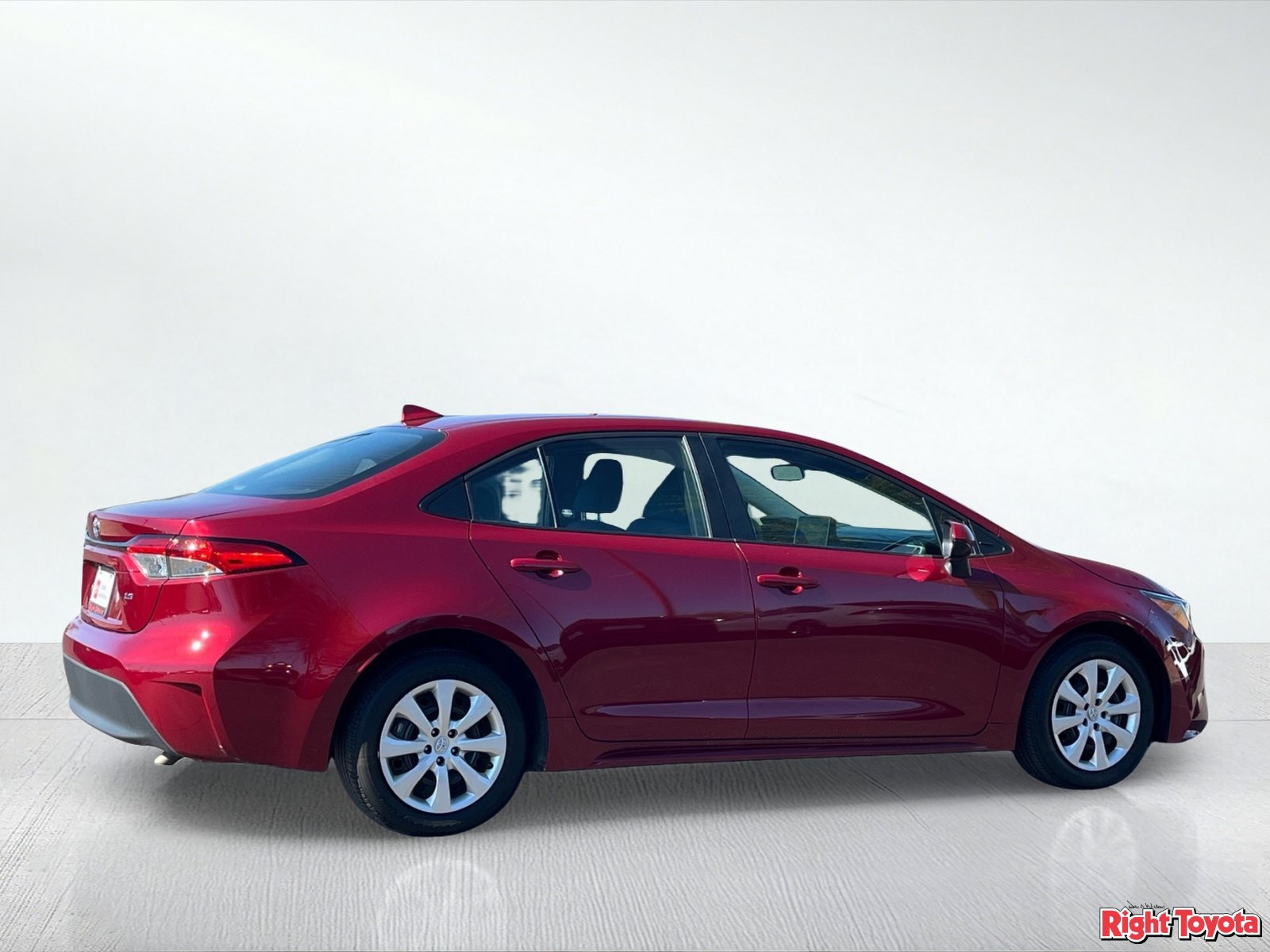 Certified 2025 Toyota Corolla LE FWD image 7