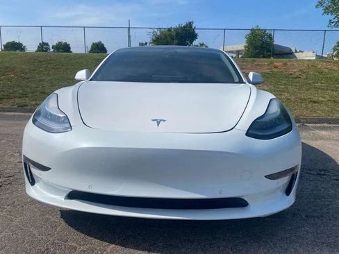 Used 2018 Tesla Model 3 Long Range AWD/4WD image 3