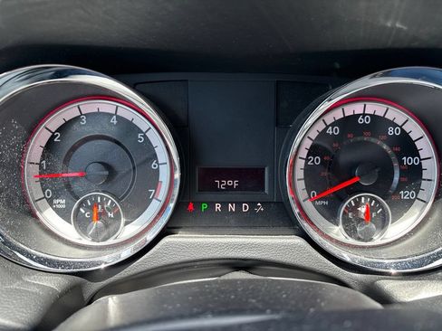 Used 2015 Dodge Grand Caravan SE w/ Quick Order Package 29E SE FWD image 10
