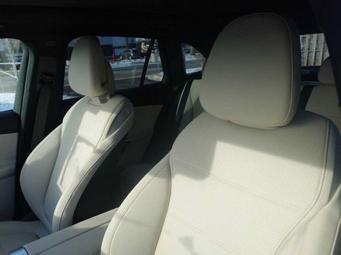 Used 2026 Mercedes-Benz GLC 300 4MATIC image 20