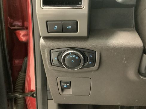 Used 2020 Ford Expedition XLT w/ Equipment Group 202A RWD image 20