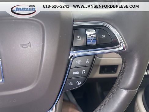 Used 2023 Lincoln Navigator Reserve AWD/4WD image 17