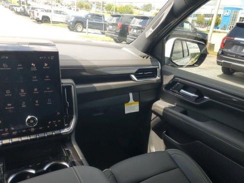 New 2026 GMC Yukon Elevation AWD/4WD image 7