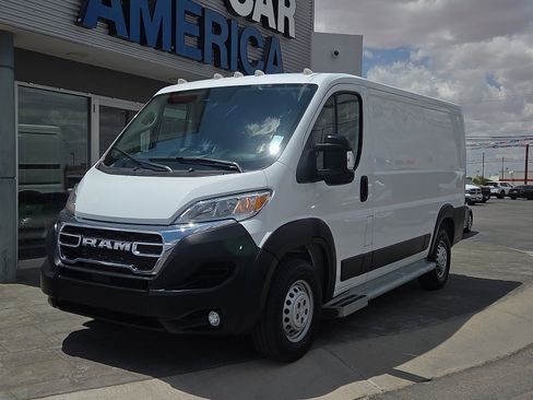 Used 2025 RAM ProMaster 2500 w/ U-Haul Equipment Group FWD image 2
