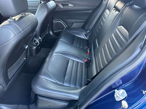 Used 2017 Alfa Romeo Giulia Ti w/ TI 19" Sport Package image 27