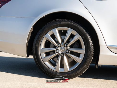 Used 2014 Lexus LS 460 AWD image 11