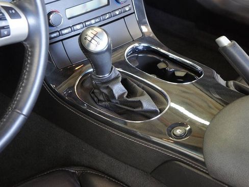 Used 2011 Chevrolet Corvette Coupe w/ 1LT RWD image 26