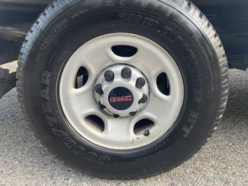 Used 2015 GMC Savana 3500 image 14