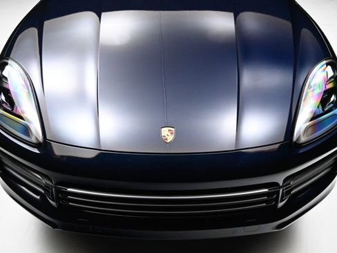 Used 2022 Porsche Cayenne S image 30