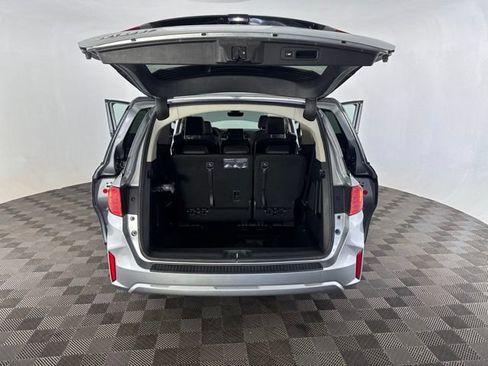 Certified 2025 Honda Odyssey EX-L image 18