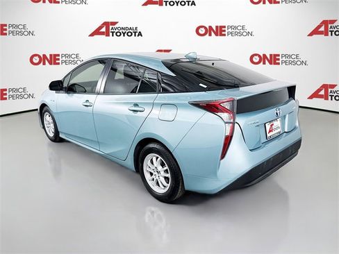 Certified 2016 Toyota Prius Two image 5