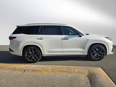 Certified 2025 Lexus TX 500h AWD w/ Technology Package image 2