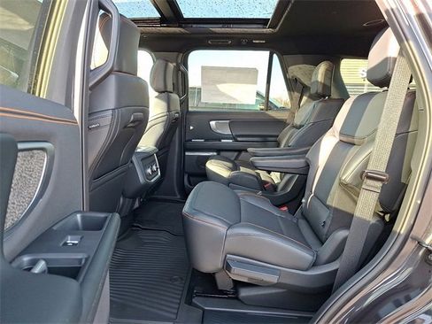 New 2025 Ford Expedition Tremor image 5