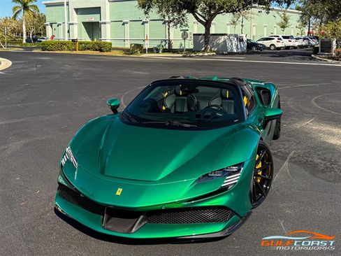Used 2024 Ferrari SF90 Spider AWD/4WD image 7