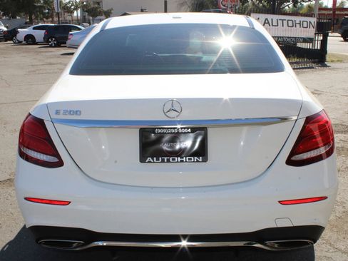 Used 2019 Mercedes-Benz E 300 image 38