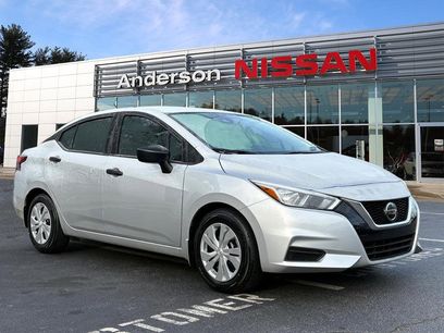 Used 2022 Nissan Versa S w/ Trunk Package