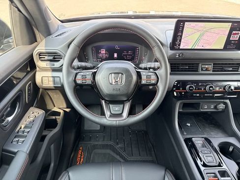 Used 2026 Honda Pilot TrailSport image 19