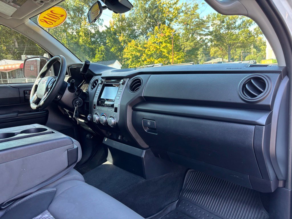 Used 2018 Toyota Tundra SR AWD/4WD image 28