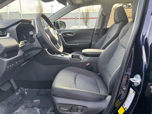 New 2025 Toyota RAV4 XLE image 21