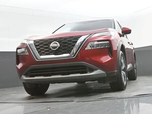 Used 2021 Nissan Rogue SV w/ Premium Package image 33