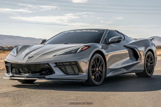 Used 2025 Chevrolet Corvette Stingray Premium Cpe w/ Z51 Performance Package RWD image 14