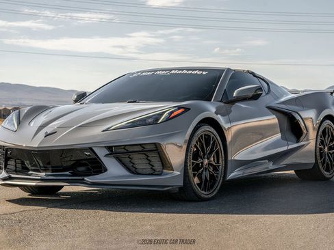 Used 2025 Chevrolet Corvette Stingray Premium Cpe w/ Z51 Performance Package RWD image 14