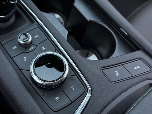 New 2026 Cadillac XT5 Premium Luxury image 17