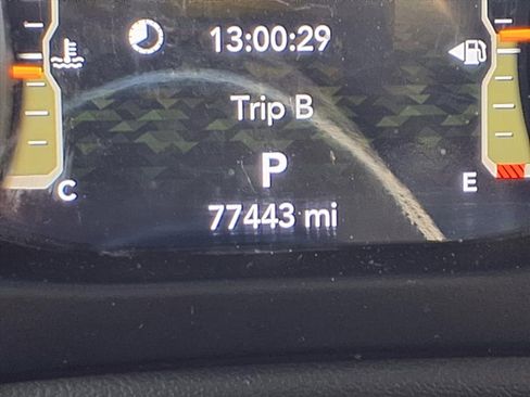 Used 2022 Jeep Gladiator Overland w/ Popular Equipment Package image 12