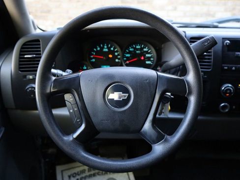Used 2011 Chevrolet Silverado 1500 W/T image 25