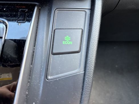 Used 2017 Honda CR-V EX image 20