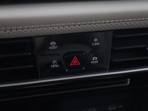 New 2026 Volkswagen Atlas SE AWD/4WD image 16