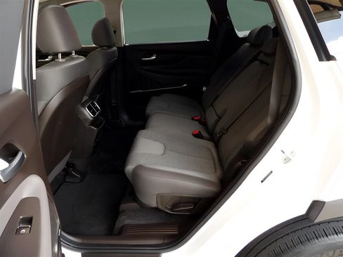 Used 2020 Hyundai Santa Fe SEL w/ Convenience Package image 27