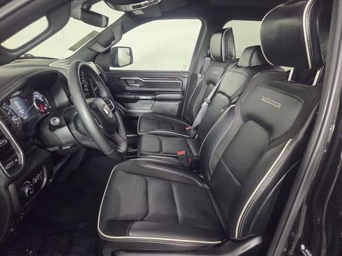 Used 2025 RAM 1500 Laramie AWD/4WD image 10