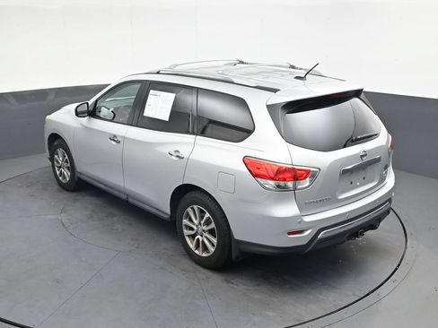 Used 2013 Nissan Pathfinder SV w/ Trailer Tow Pkg AWD/4WD image 37